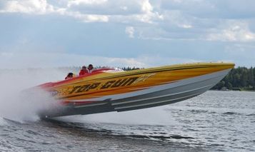 5. Dennis Johannesson Bålsta Cigarette Top Gun GT 